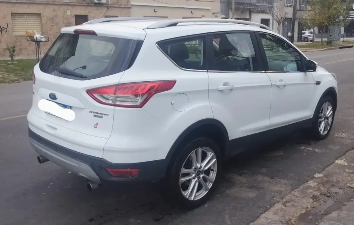 Ford Kuga 2.0 Titanium AT AWD565576036831744009