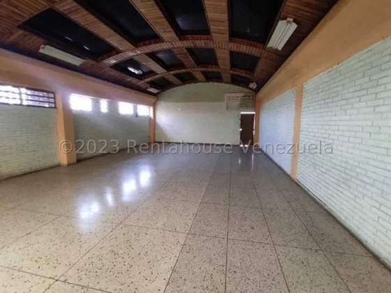 Milagros Inmuebles Local Alquiler Barquisimeto Lara Zona Centro Economica Comercial Economico Código Inmobiliaria Rent-a-house  25-7663