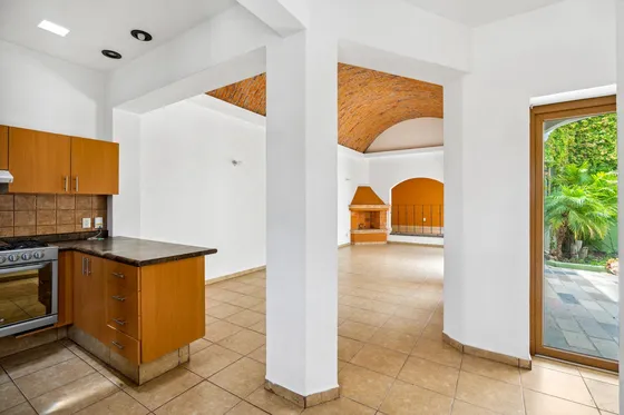Casa En Venta Un Solo Piso, Amplios Espacios En Los Frailes San Miguel De Allende