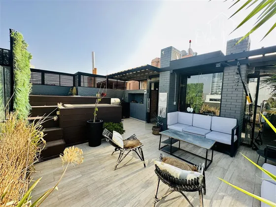 Penthouse-rooftop-hottub En Venta De 2 Dorm Nueva Las Condes