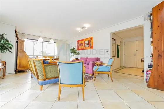 Departamento En Venta De 3 Dorm. En Las Condes