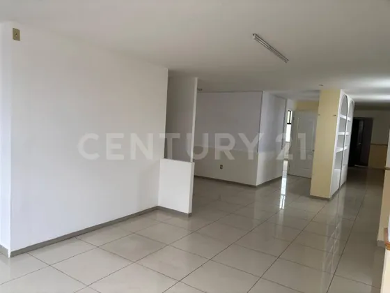 Consultorio En 1er Piso, A Una Cuadra De Av Picacho Ajusco