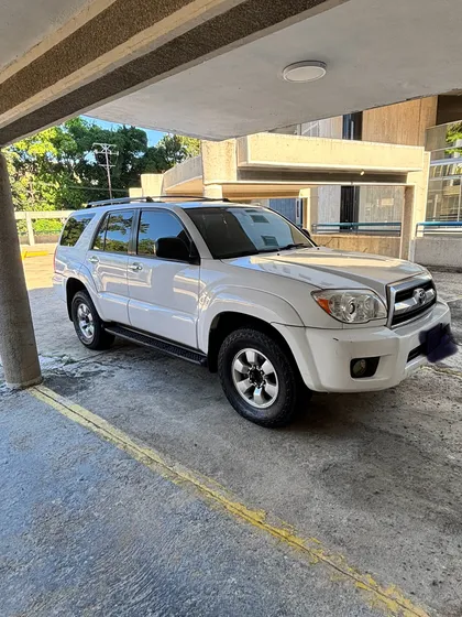 Toyota Four Runner 4x2