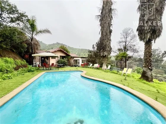 Casa En Venta De 3 Dorm. En Curacaví