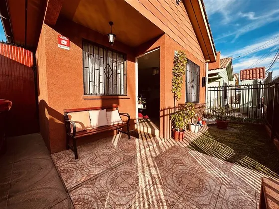Casa En Venta De 3 Dormitorios En Coquimbo