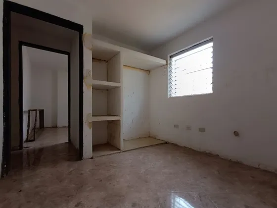 Apartamento En Resd. El Castaño Paraparal, L.g.