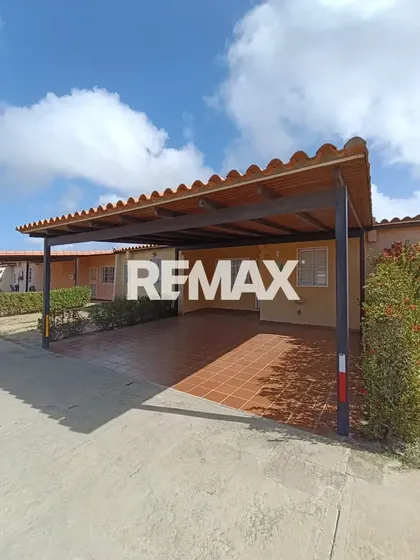 Casa En Urb. Las Marites, Municipio Garcia, Isla De Margarita, Cod: 1922