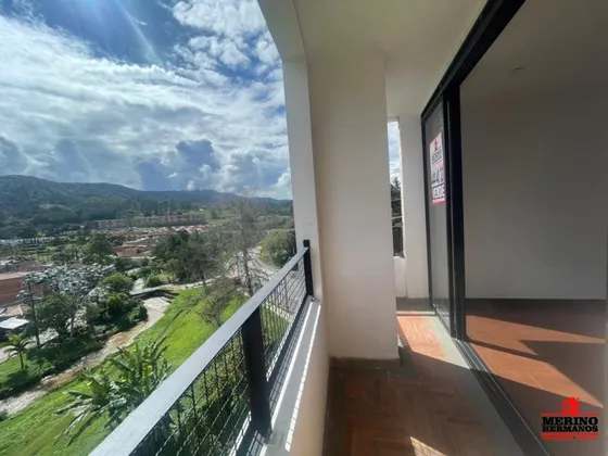 Apartamento En Arriendo En Retiro - Puro Cuero