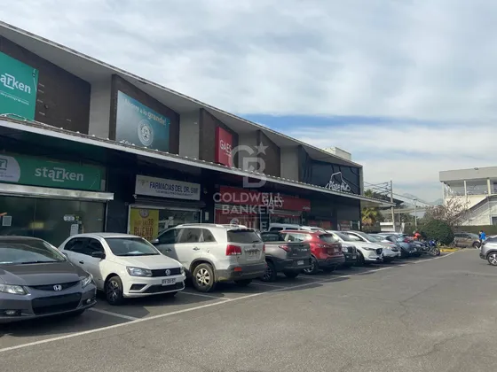Local Comercial Estacionamientos Para Clientes
