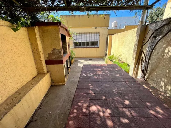 Ph En Venta En Don Torcuato 3 Ambientes Patio