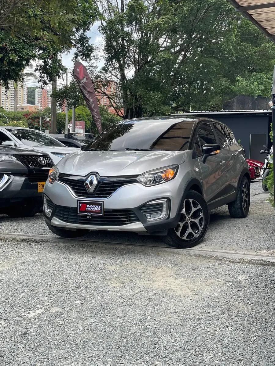 Renault Captur 2.0 Intens AT