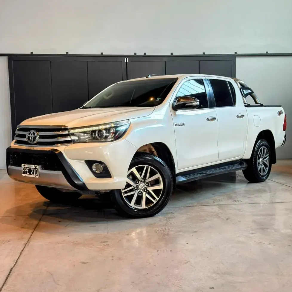 Toyota Hilux Pick-up 2.8 Cd Srx 177cv 4x4 At