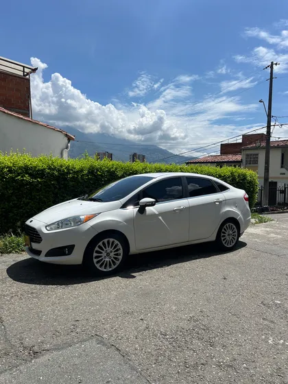 Ford Fiesta 1.6 Sportback Titanium