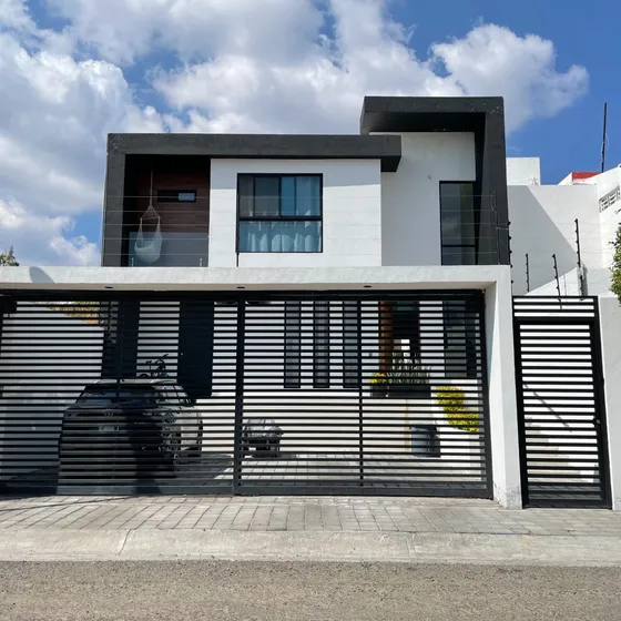 $5,250,000  Residencia De Autor En Real De Juriquilla 