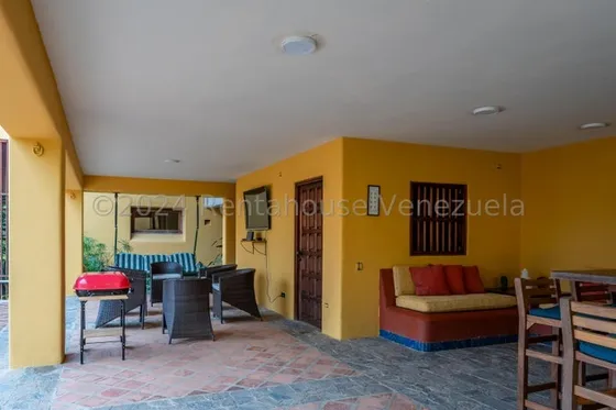 Leandro Manzano Casa En Venta,alto Hatillo Mls #24-24905 As