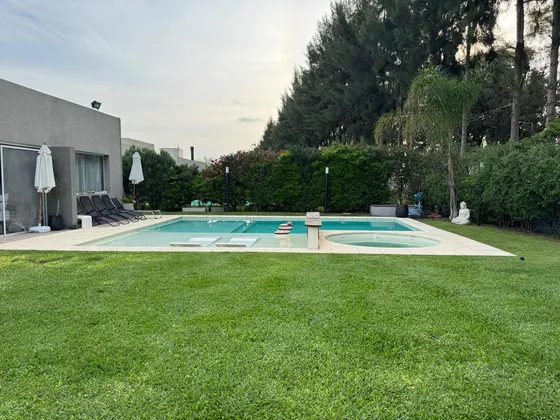 Casa En Venta En Una Planta Santa Juana. Canning