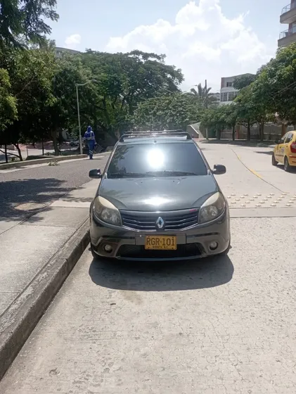 Renault Sandero 1.6 Gt Line