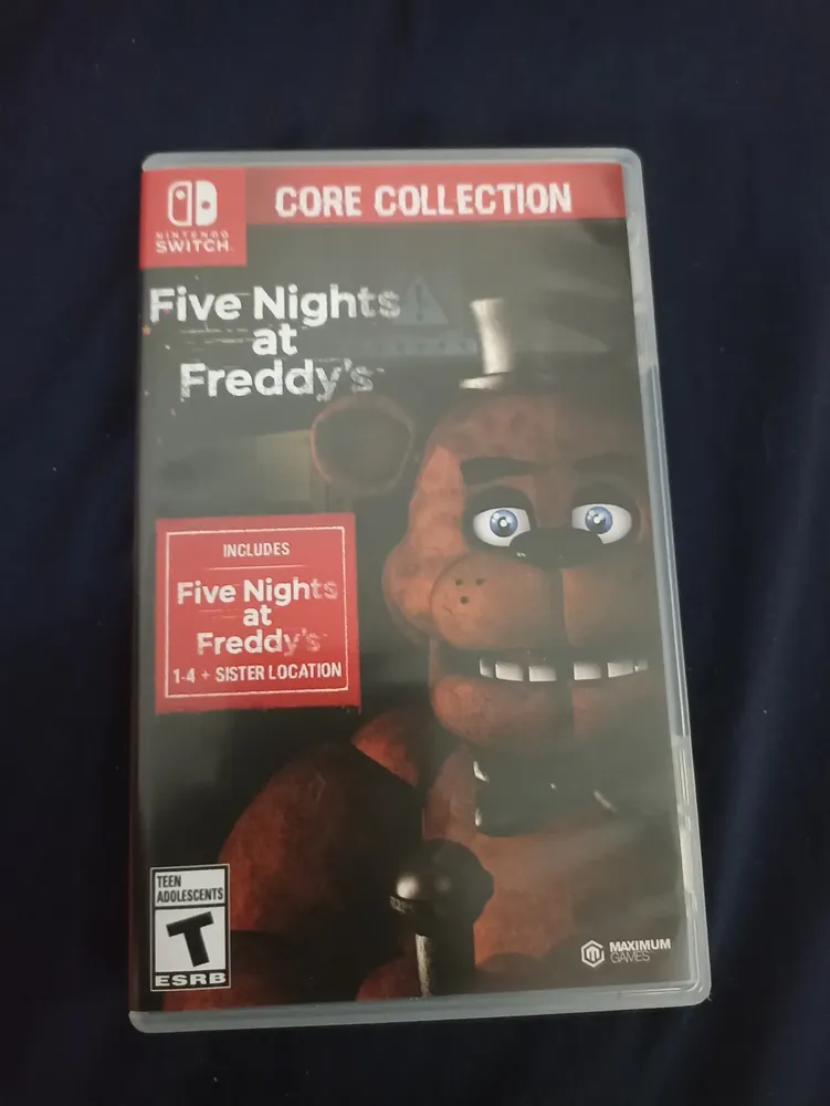 Five Nights at Freddy's: The Core Collection Standard (Físico