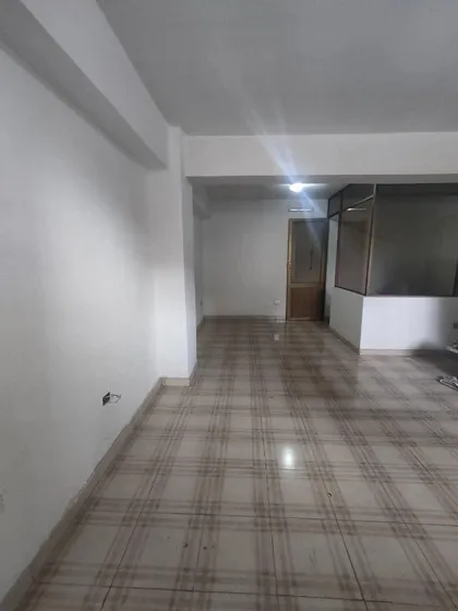 Local Comercial Ubicado A Pocos Metros De La Avenida Constitucion