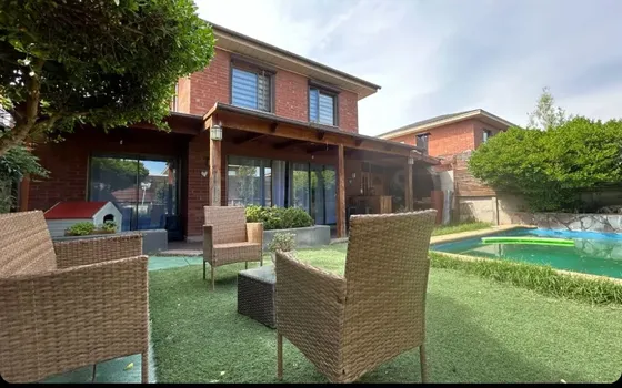 Valle Araucarias: Casa Modelo Quillay En Condominio