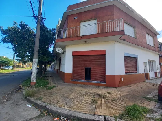 Depto 1er Piso Al Frente Muy Amplio 2 Ambientes