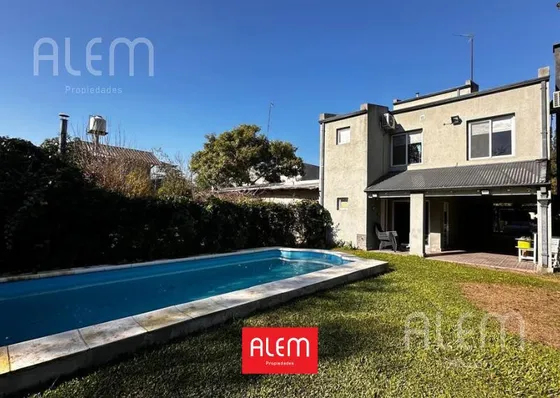 Casa De 4 Ambientes En Venta Canning