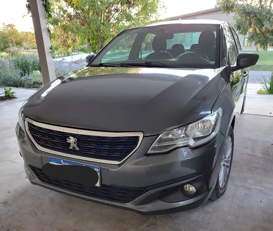 Peugeot 301 1.6 Allure