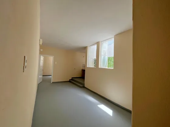 Alquiler  De Apartamento  En  La Comercial 1 Dormitorio 