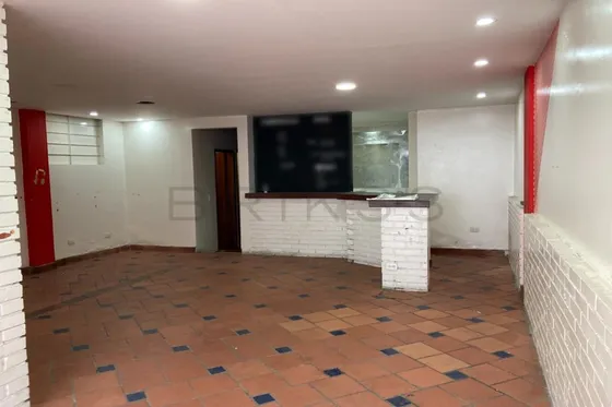 Local En Arriendo En Porciúncula. Cod A5516