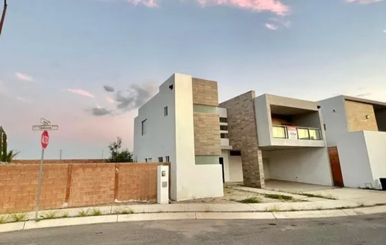 Venta Casa En Santerra Residencial