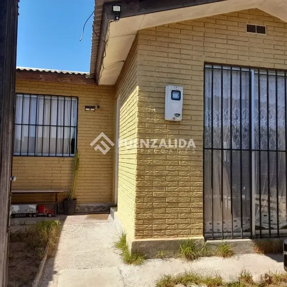 Casa En Venta De 2 Dorm. En Coquimbo