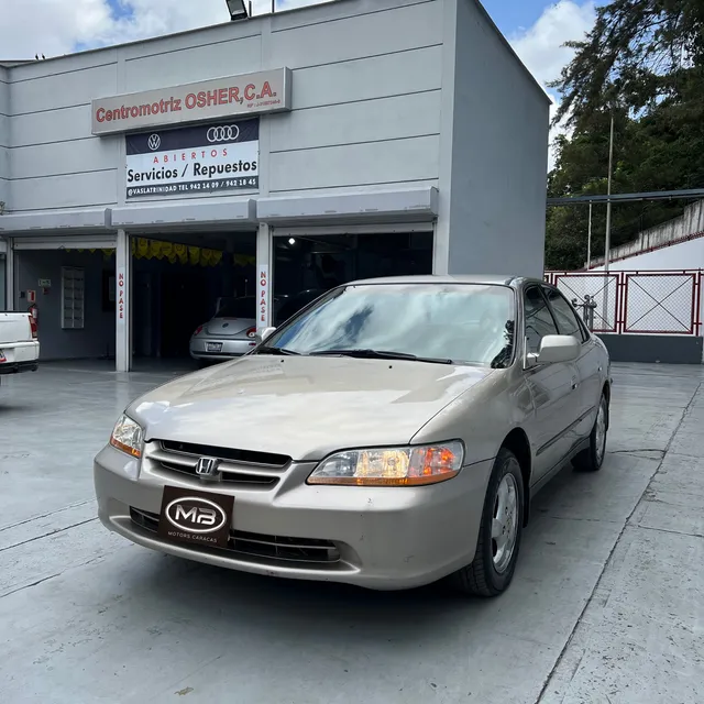 Honda Accord 2.3 4 Cilindros