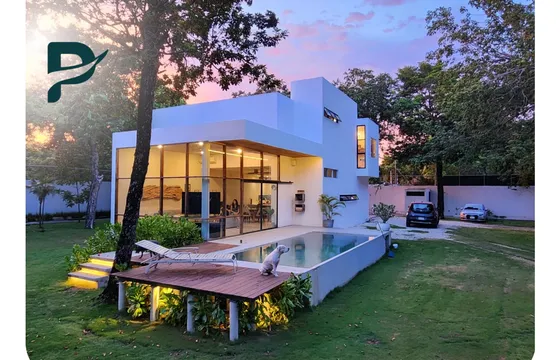 Casa En Venta En Colegios Cancun