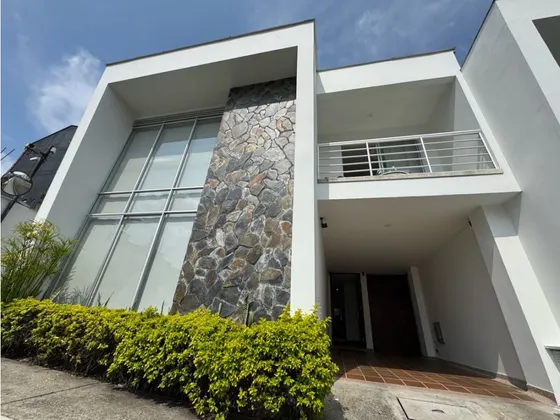 Se Vende Casa En Conjunto Cerrada-sector Coinca