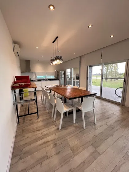 Casa En Venta Canning Barrio San Lucas A La Laguna