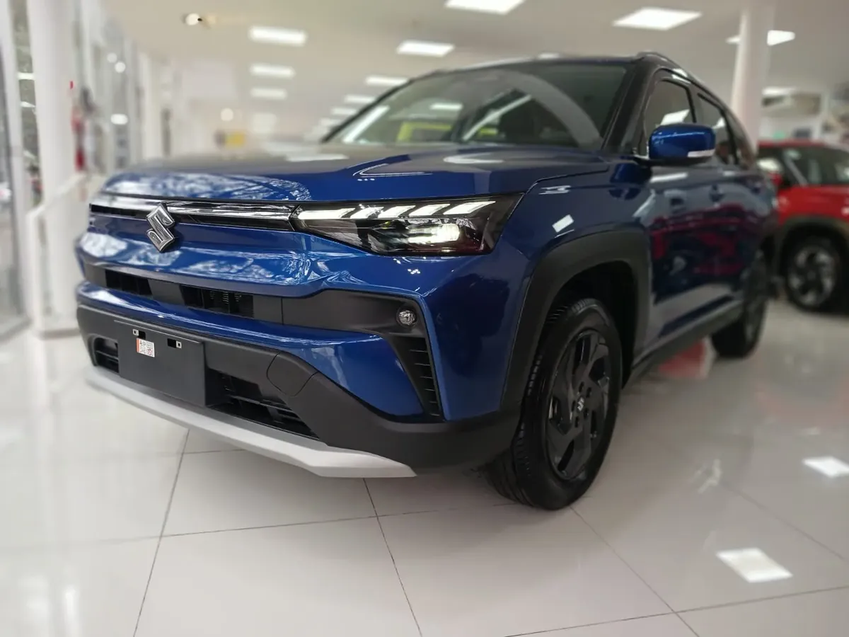Suzuki Across hybrid 1.5 Gl At