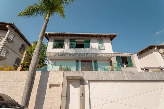 Casa ( Dúplex / Remodelada ) Venta Los Naranjos Del Cafetal Mls - 26-19530