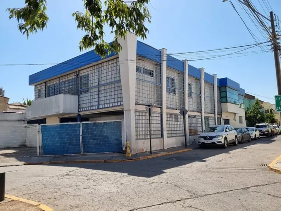 Edificio Para Remodelar En Excelente Ubicación.