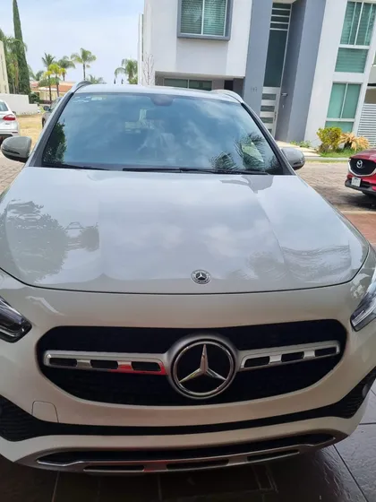 Mercedes-benz Clase Gla 1.6 200 Cgi At