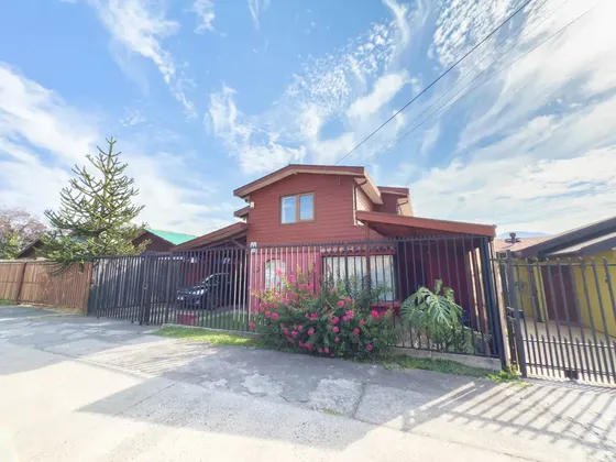 Casa En Venta En Altos De Chiguayante
