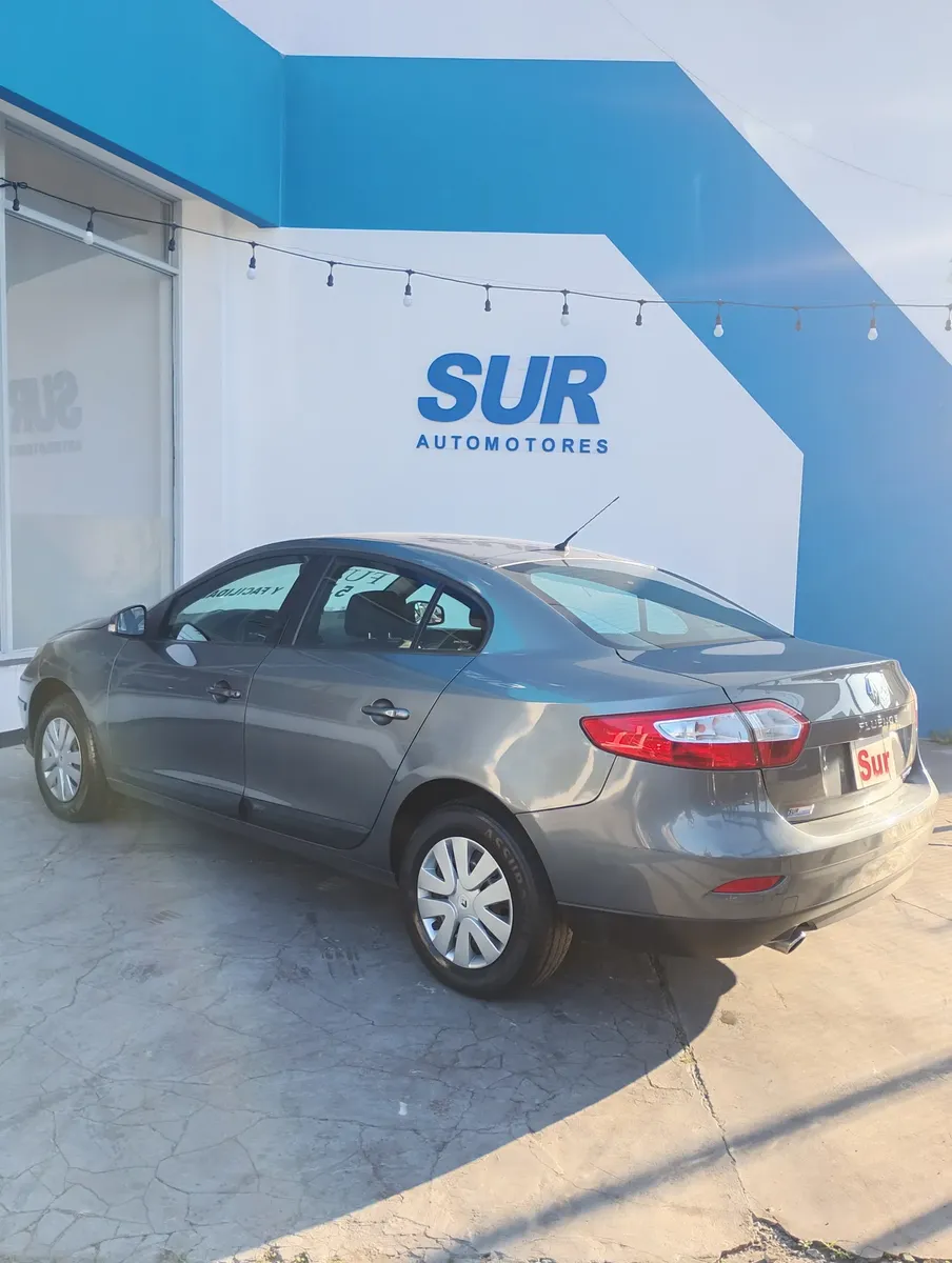 Renault Fluence 1.6 Confort 110cv565557229928458245