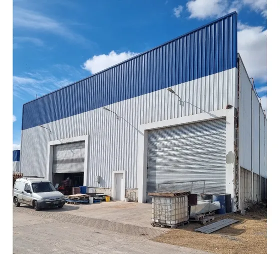 Galpón Con Oficinas A Estrenar , En Micro Parque Industrial Alvear, Santa Fe