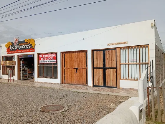 Local Comercial Con Alta Visibilidad En Punta Larga Via Duitama Nobsa