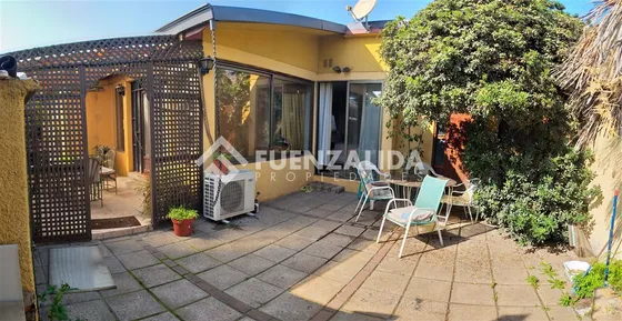 Casa En Venta De 5 Dorm. En Macul
