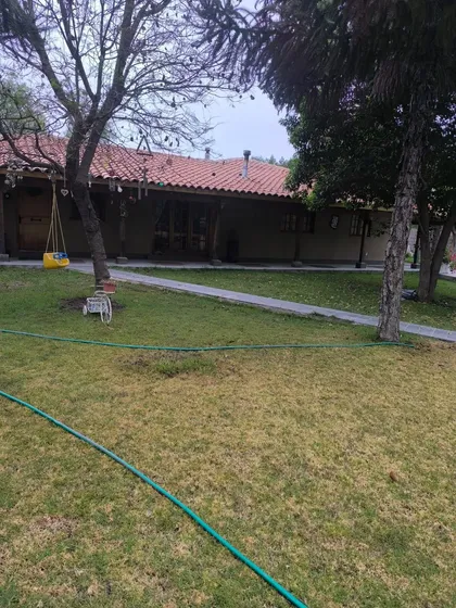 Magnífica Parcela 300/5.000m2, Casa Habitación + Maestranza