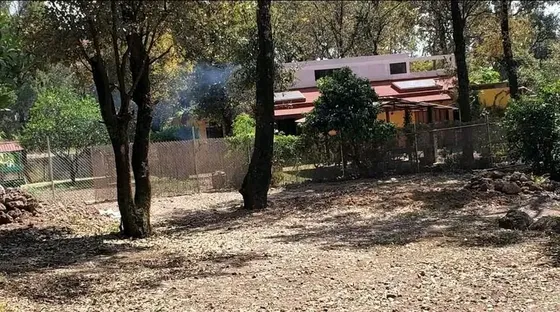 Lote Residencial En Privada Con Portón Eléctrico A Minutos 