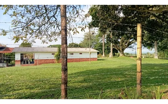 Se Vende Finca S. El Caimo Quindío 