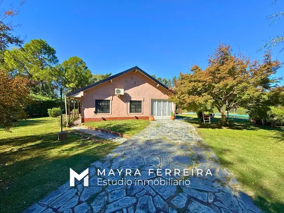 Casa Quinta En Venta  7 Ambientes Con Gran Parque Y Piscina  Spegazzini