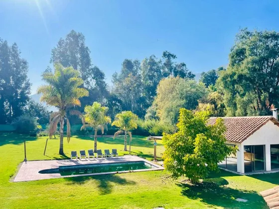 Deslumbrante Casa En Consolidado Condominio (95941)