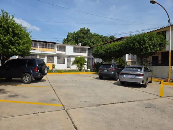 Townhouse Villa Colonia, Cerca De La 171 De La Limpia
